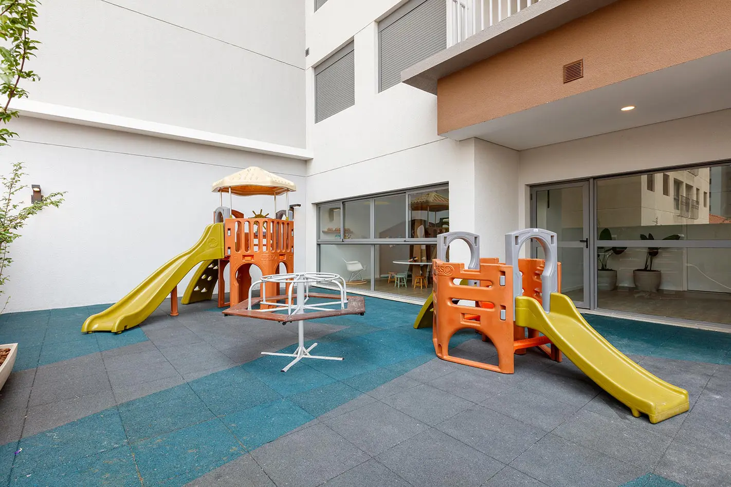 Playground Modern Campo Belo
